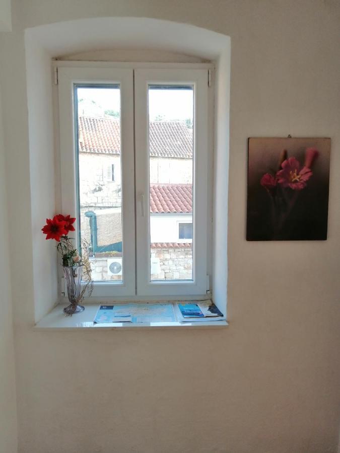 Vila Rosa Вис Екстериор снимка